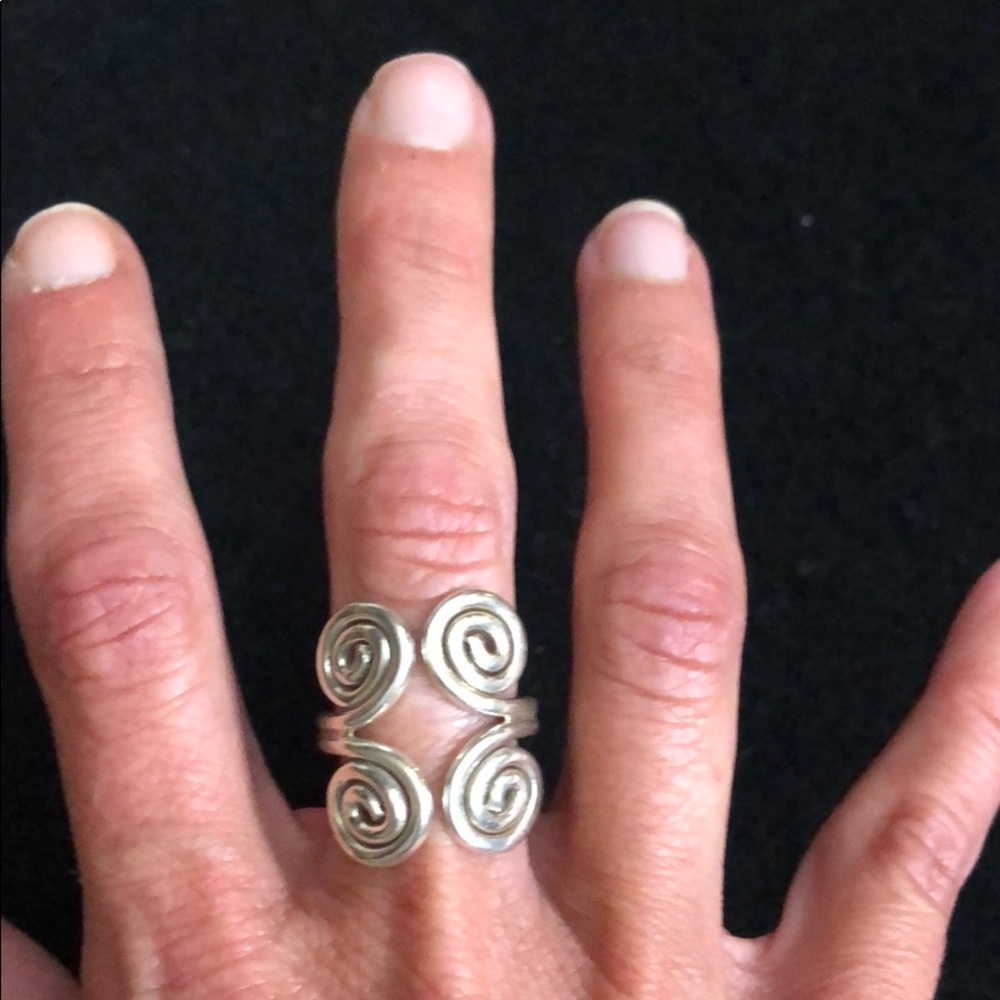 Silver Ring ๐ - Picture 2 of 3